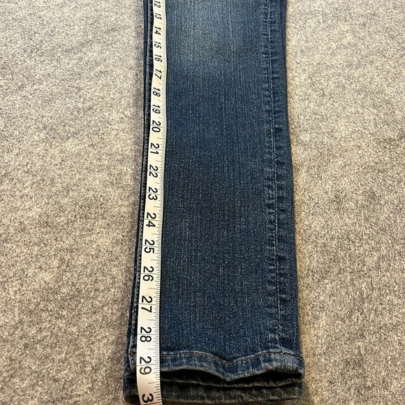 Joe's Jeans High Rise Skinny,  Medium Wash. Size 29. - Picture 4 of 9
